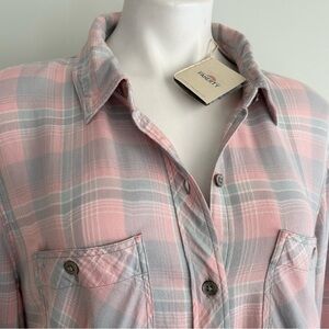 FAHERTY Malibu Shirt in Bahama Plaid, L NWT